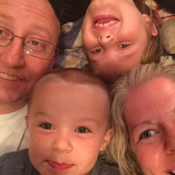 Meet your Posher, Lisa - Picture 1 of 1